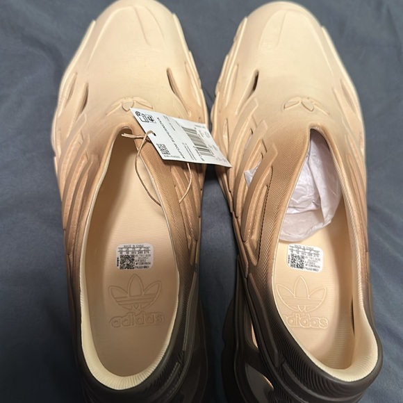 Adidas Adifom Supernova slid ons- Men’s size 10 - Picture 4 of 5